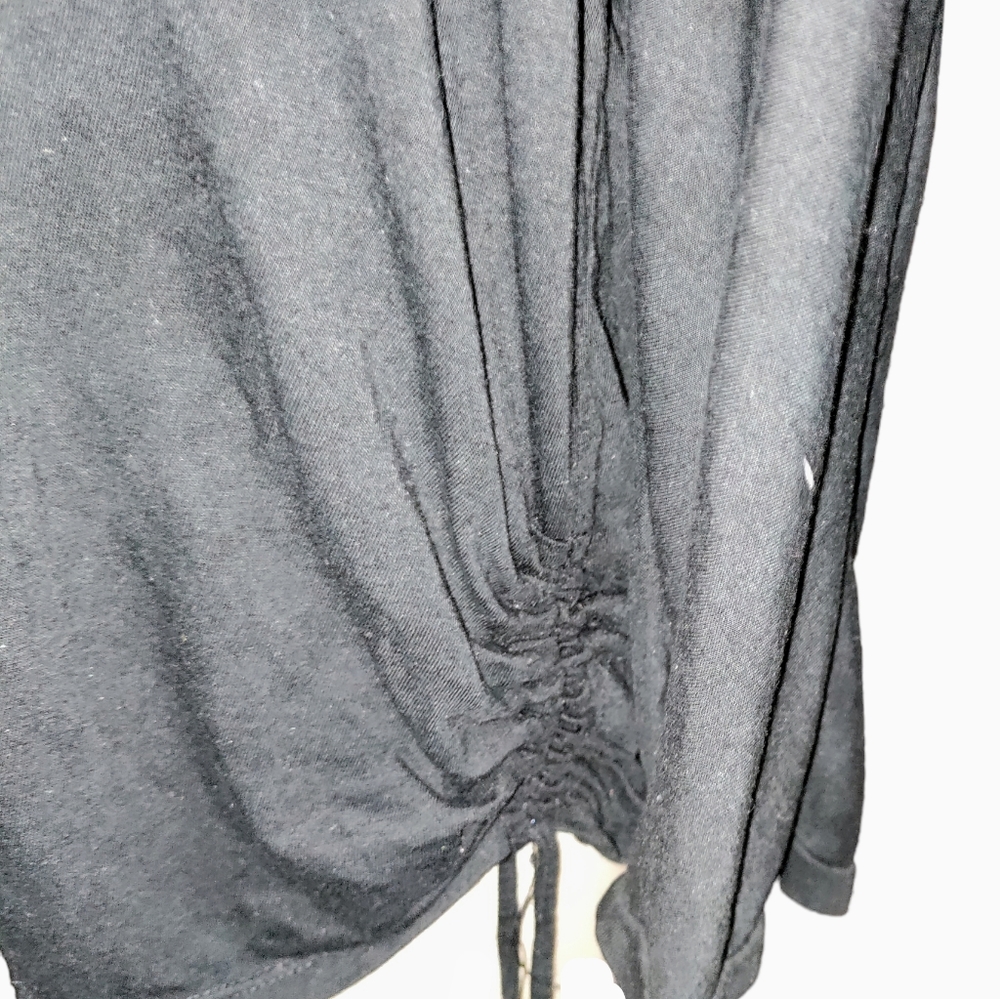 Top - Picture 3 of 5